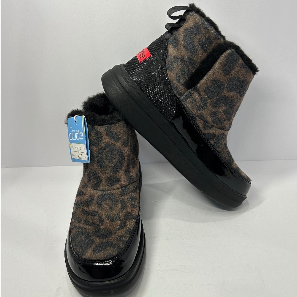 Hey Dude Youth Leopard Black Faux Fur Boots Kids Size 4 Brand New With Tags